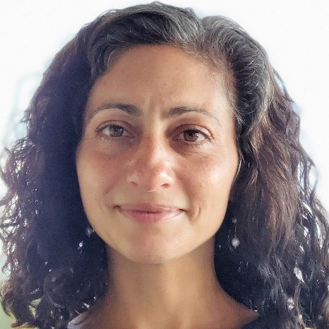 Laila Elias (BSAA ' 98)